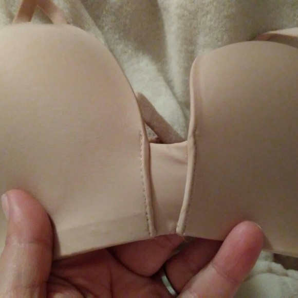 Victoria's Secret Bra - Picture 3 of 3